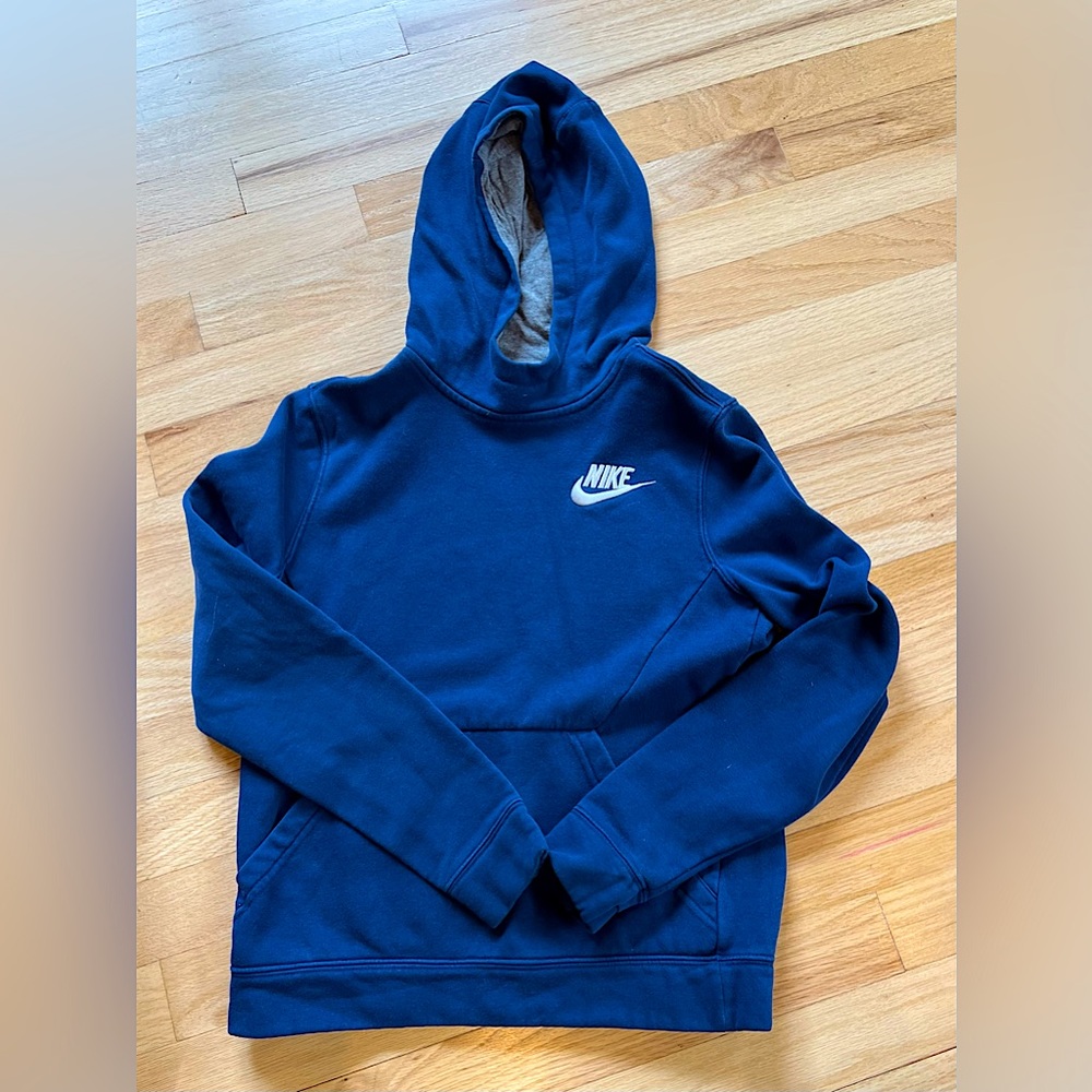 Boys Nike hooded sweatshirt